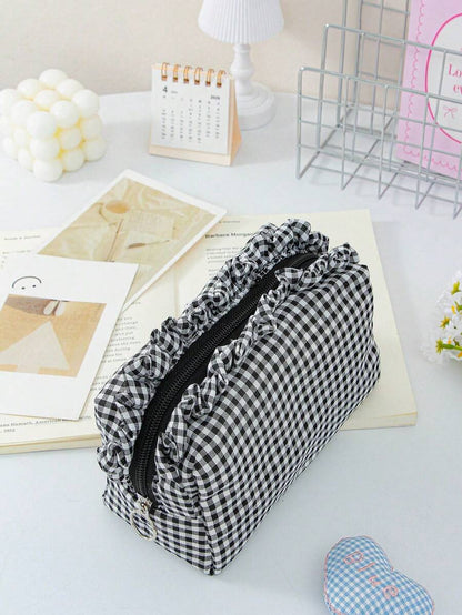 Large Capacity Plaid Ruffle Makeup Bag, Multifunctional Plaid Cosmetic Storage Bag With Zipper, Travel And Daily Use Toiletry Storage Bag